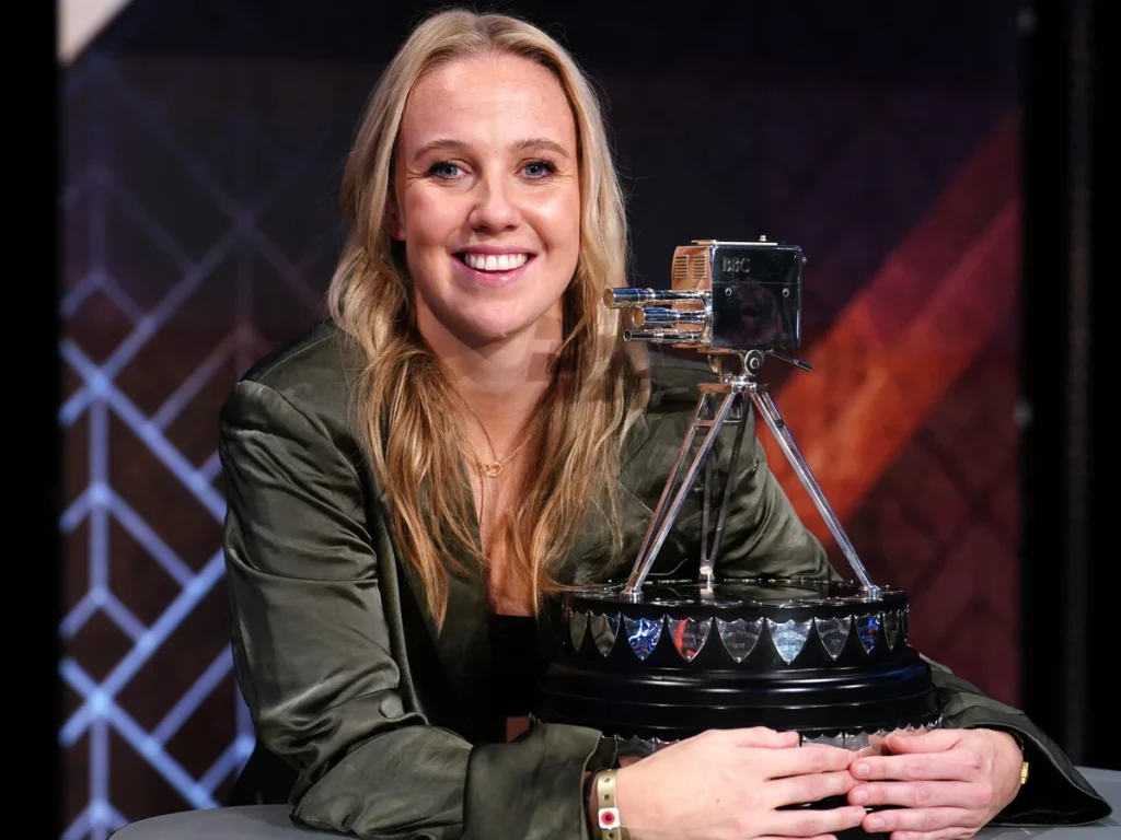 Beth Mead Age Biography Net Worth Partner & Football Career Beth Mead