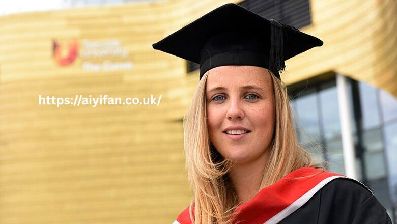 Beth Mead Age Biography Net Worth Partner & Football Career Beth Mead