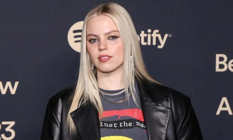 Renee Rapp A Deep Dive into Her Height Career and Rise to Stardom Renee Rapp