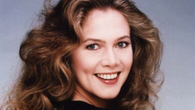 Kathleen Turner Young: Her Early Life, Breakthrough Roles, and Rise to Hollywood Fame kathleen turner young