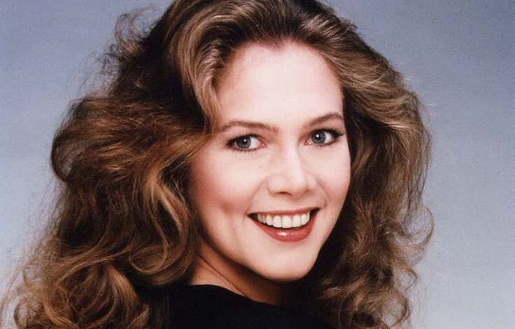 Kathleen Turner Young: Her Early Life, Breakthrough Roles, and Rise to Hollywood Fame kathleen turner young